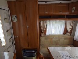 HOBBY Excellent 440 SF mit Vorzelt