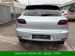 PORSCHE Macan Turbo 3,6L V6 PANO/BOSE/CARBON/ALCANTARA