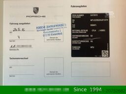 PORSCHE Macan Turbo 3,6L V6 PANO/BOSE/CARBON/ALCANTARA