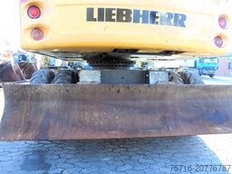 Liebherr A 920 Litronic