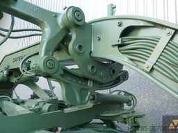 Caterpillar 130G Ex-army