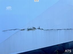 HFR box semi-trailer with refrigeration/freezer unit