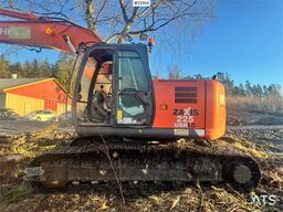Hitachi ZX225USRLC-3 crawler excavator with rototilt and 2