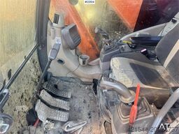Hitachi ZX225USRLC-3 crawler excavator with rototilt and 2