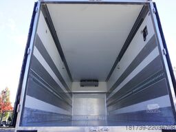 Mercedes-Benz Actros 2548 MP5 6×2 / Schmitz 19 EPAL