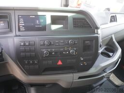 MAN TGX 26.470 / 2022 / Krone Refrigerator 4