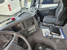 Volvo FM330 6x2 FRIGOBLOCK Multizone Lift/Lenk