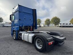 Mercedes-Benz 1851 LS Actros Gigaspace Retarder Standklima PTO