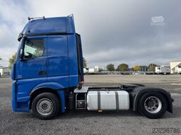 Mercedes-Benz 1851 LS Actros Gigaspace Retarder Standklima PTO
