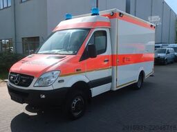MERCEDES-BENZ Nr.B11 Sprinter 516CDI 4X4 RTW / Kamera /