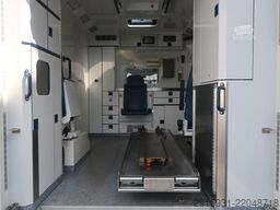 MERCEDES-BENZ Nr.B11 Sprinter 516CDI 4X4 RTW / Kamera /