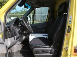 MERCEDES-BENZ Sprinter 519 CDI RTW / 1. Hand /SHZ / Fzg Nr:A16