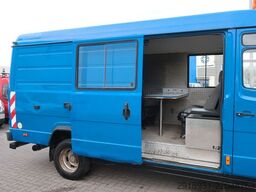 MERCEDES-BENZ Nr.31 Vario 614 D / AHK / SHZ / DoKa 9 Sitzer