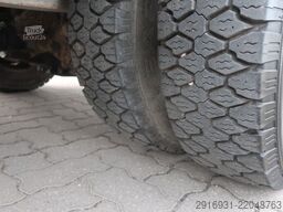 MERCEDES-BENZ Nr.31 Vario 614 D / AHK / SHZ / DoKa 9 Sitzer