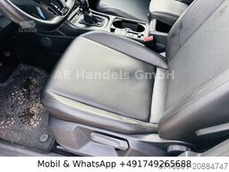 VOLKSWAGEN Touran 2.0 TDI DSG *7Sitzer/kklape/Temp