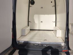 Mercedes-Benz Sprinter 311