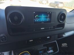 Mercedes-Benz Sprinter 311