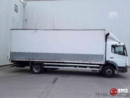 Mercedes-Benz Atego 1318