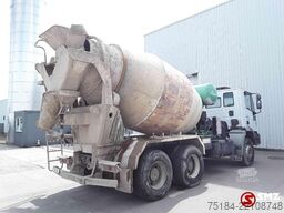 Iveco Eurotrakker 260 E 34