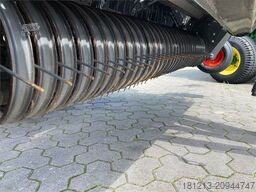 CLAAS Rollant 454 RC Uniwrap