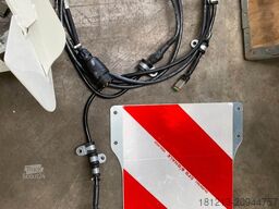 CLAAS Warntafeln mit Beleuchtung