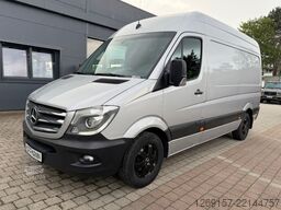 MERCEDES-BENZ Sprinter 319 CDI V6 3,0L Kasten L2H2 *AHK 3,5T*