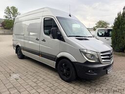MERCEDES-BENZ Sprinter 319 CDI V6 3,0L Kasten L2H2 *AHK 3,5T*