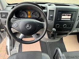 MERCEDES-BENZ Sprinter 319 CDI V6 3,0L Kasten L2H2 *AHK 3,5T*