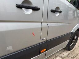 MERCEDES-BENZ Sprinter 319 CDI V6 3,0L Kasten L2H2 *AHK 3,5T*