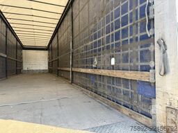 Schmitz Cargobull Edscha /2x Liftachse / 3x Achsen