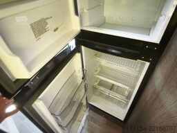 MOBILVETTA K-Silver I 59, Längsbetten, Solar, Klima, TV,