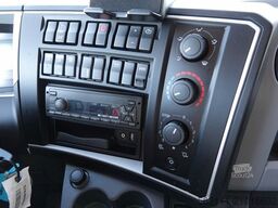 RENAULT D 250 / CH?ODNIA - 6,7 m / THERMO KING T 600R /