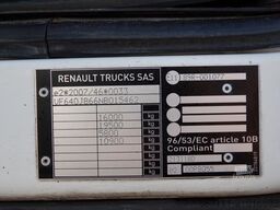 RENAULT D 250 / CH?ODNIA - 6,7 m / THERMO KING T 600R /