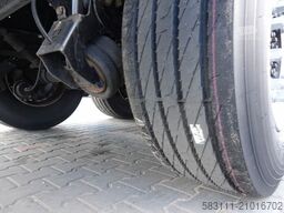 KRONE FIRANKA STANDARD / OPONY 100 % / DACH PODNOSZONY