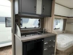 HOBBY 460 LU de Luxe 2026 - Autark, 7