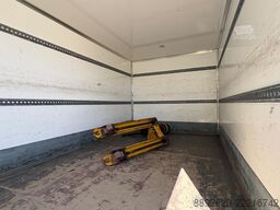Mercedes-Benz Sprinter 516