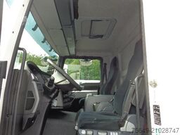 MAN TGM 26.340 6x2-4 LL TGM 26.340 6x2-4 LL,Lenk-Liftachse, Heckkran, Palfinger PK 11.001, faltbar,