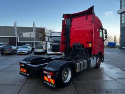 Volvo FH 13.420 Globetrotter / Mega / 2x Tank