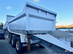Maur Triple-Axle Trailer