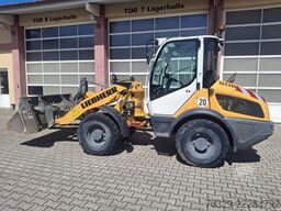 LIEBHERR L506c