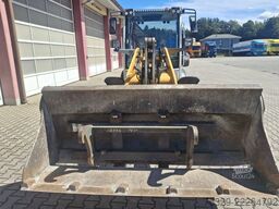 LIEBHERR L506c