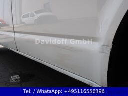 VOLKSWAGEN T6.1 Transporter Kasten lang FWD / Klima / PDC