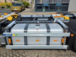 MERCEDES-BENZ Actros 2553 / Retarder / Ladebordwand /Lenkachse