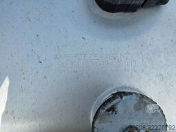 MERCEDES-BENZ Actros 2553 / Retarder / Ladebordwand /Lenkachse