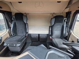 MERCEDES-BENZ Actros 2553 / Retarder / Ladebordwand /Lenkachse