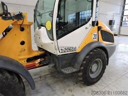 LIEBHERR L508 + FORK