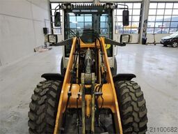 LIEBHERR L508 + FORK