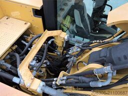 CATERPILLAR 323EL