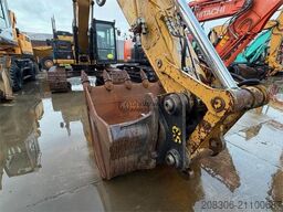 CATERPILLAR 323EL