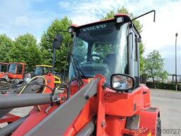 VOLVO L35G + Fork-German